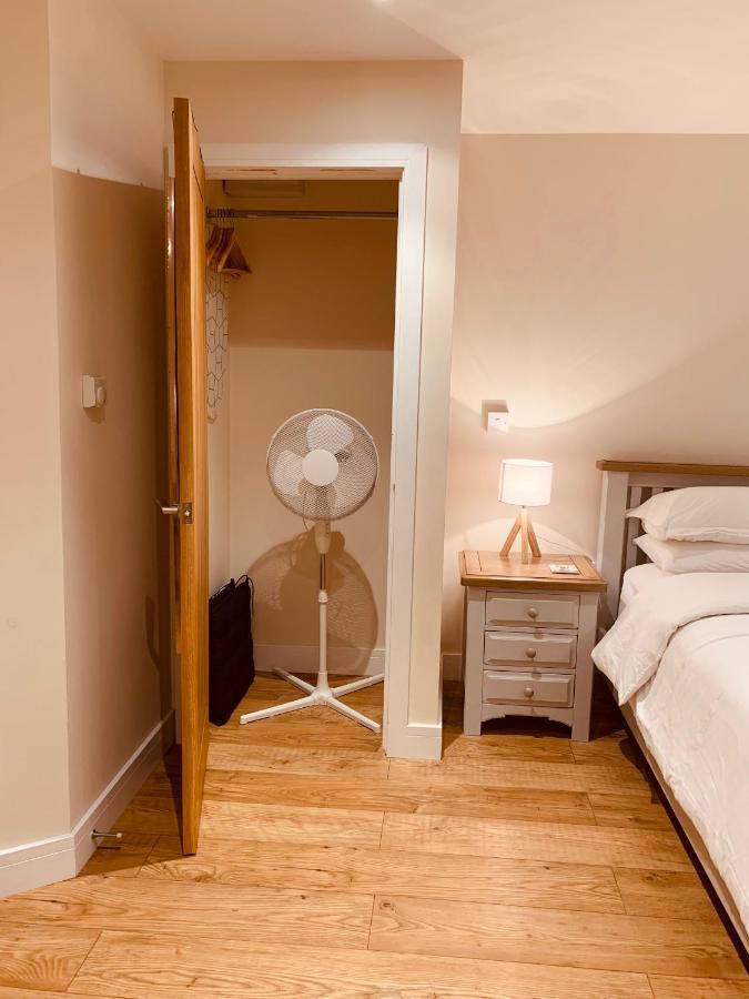Plumptons Farm Holiday Lodges Colchester Exterior photo